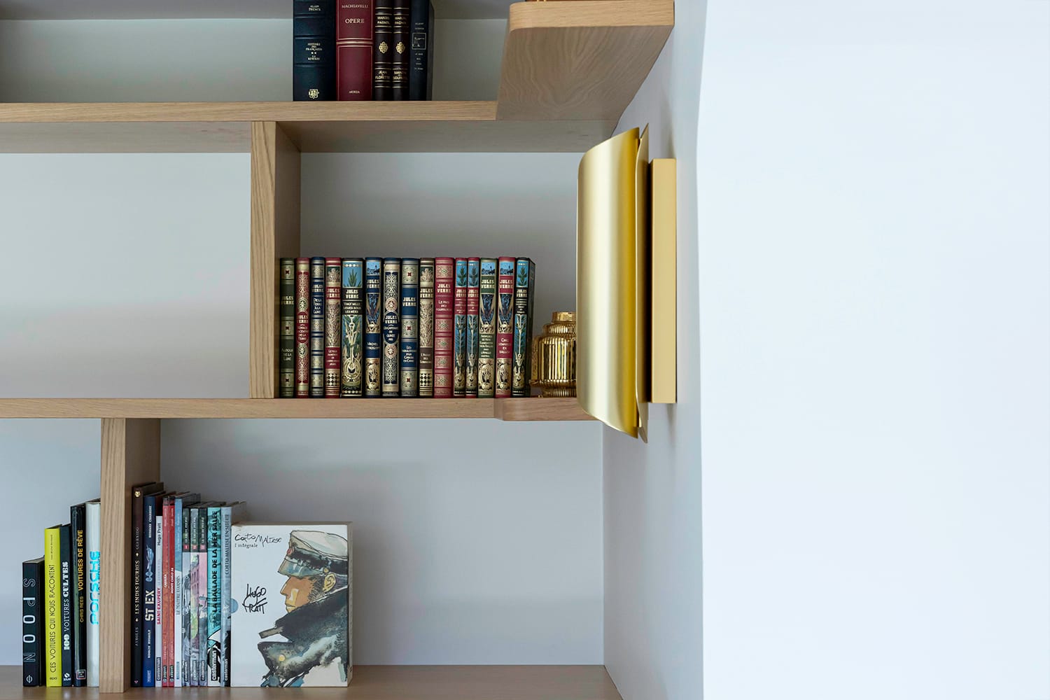 applique-etagere-sur-mesure-dcw