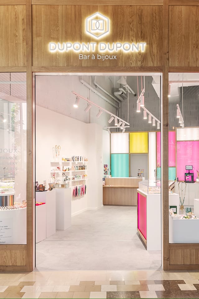 noesis-dupont-annecy-gallerie-bijoux-shop-enseigne-neon-1