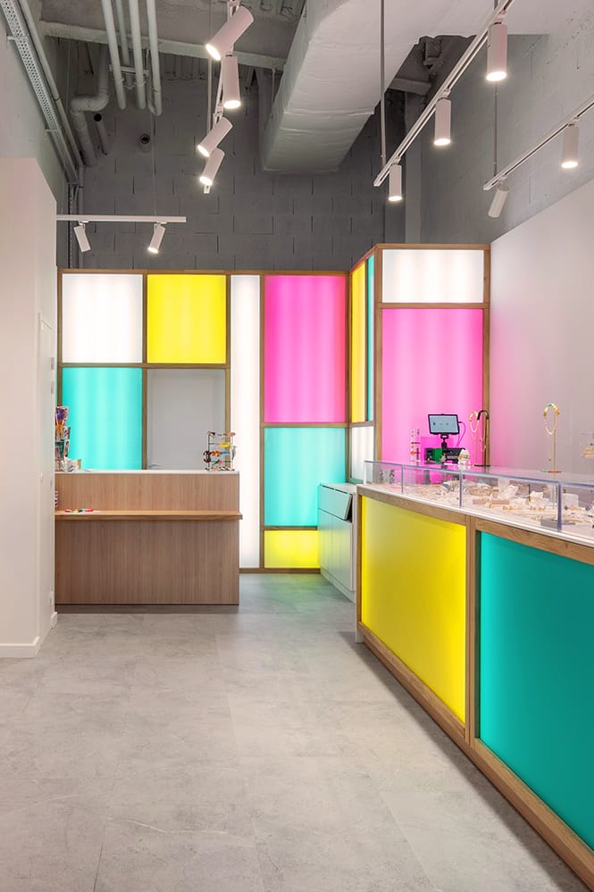 noesis-dupont-annecy-gallerie-bijoux-shop-neon-retail-1