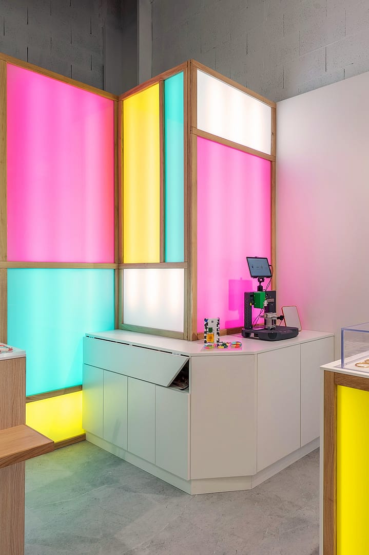 noesis-dupont-annecy-gallerie-bijoux-shop-enseigne-neon-bar-1