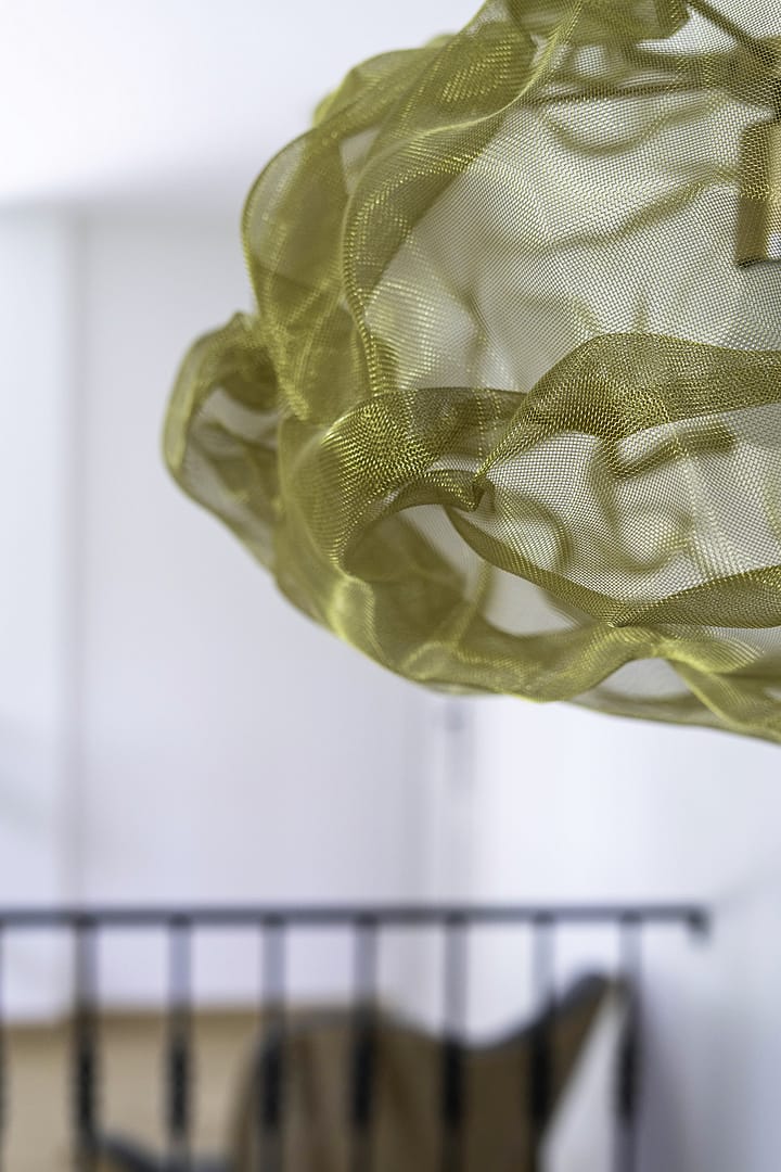 suspension-or-maille-transparent-gold