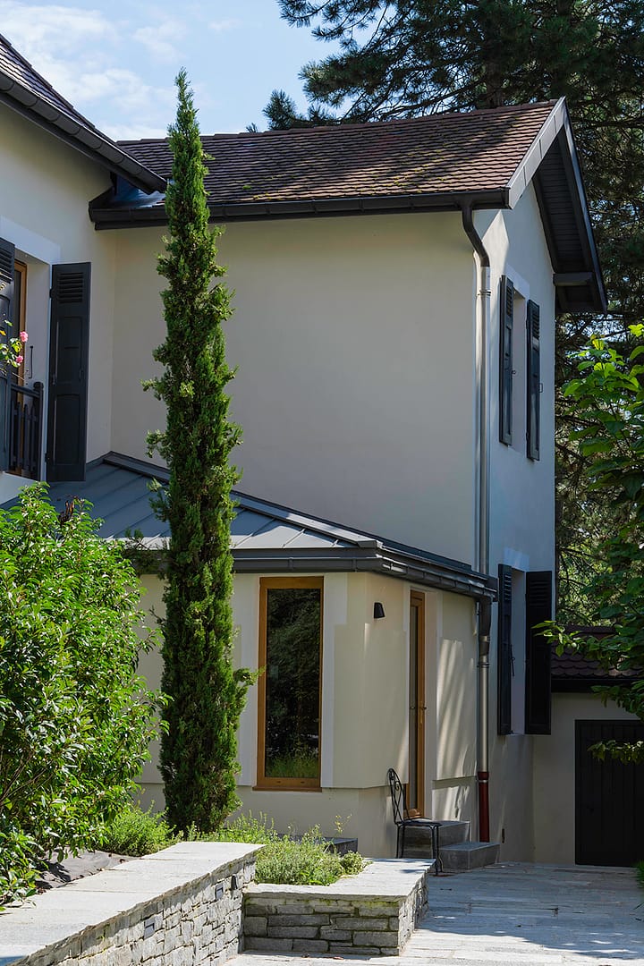 mason-rénovation-extérieur-isolation-extension-bac-acier