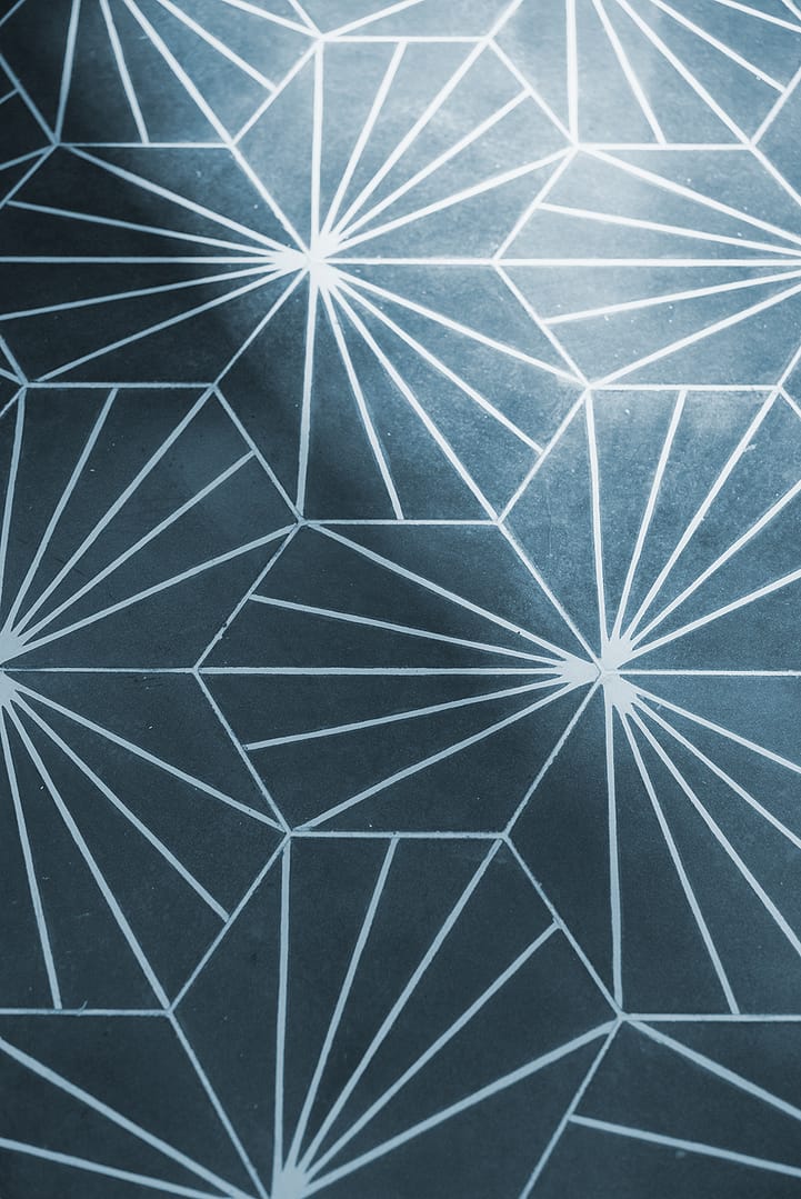 noesis-renovation-annecy-centre-ville-salle-de-bain-baignoire-carreaux-ciment